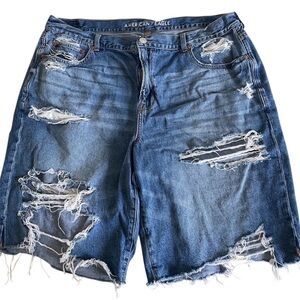American Eagle Destroyed Distressed Baggy Bermuda Shorts Size 2
